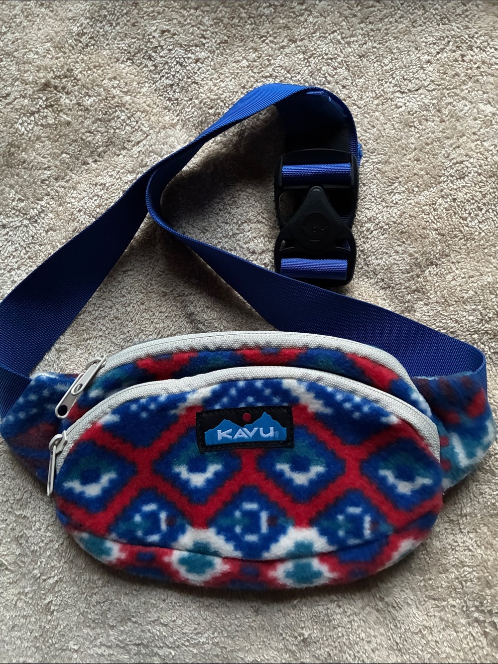 Kavu Fleece Geo-Pattern Waist Pack in Blue, Red & White